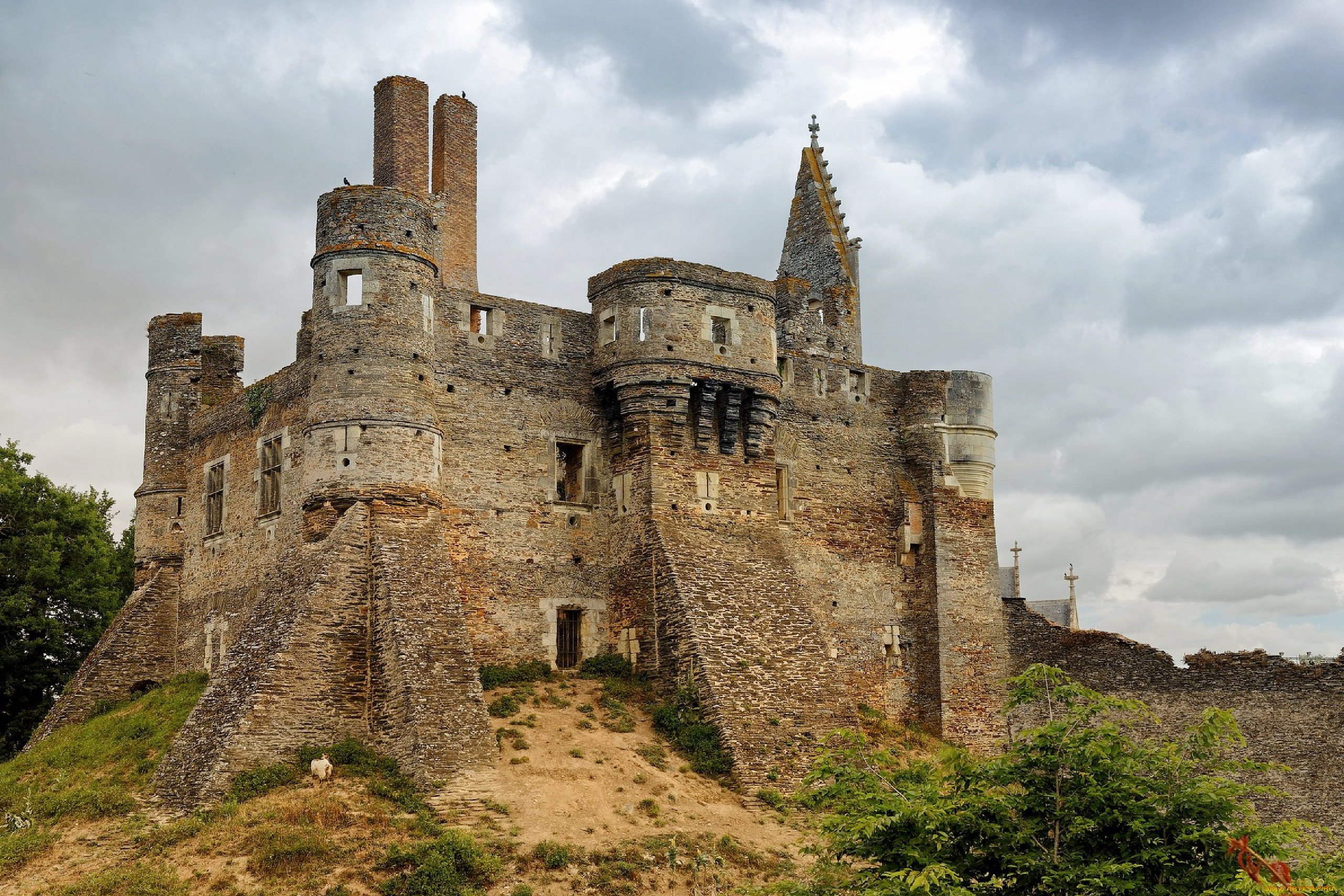 chateau du plessis mace, france, ,  , chateau, du, plessis, mace